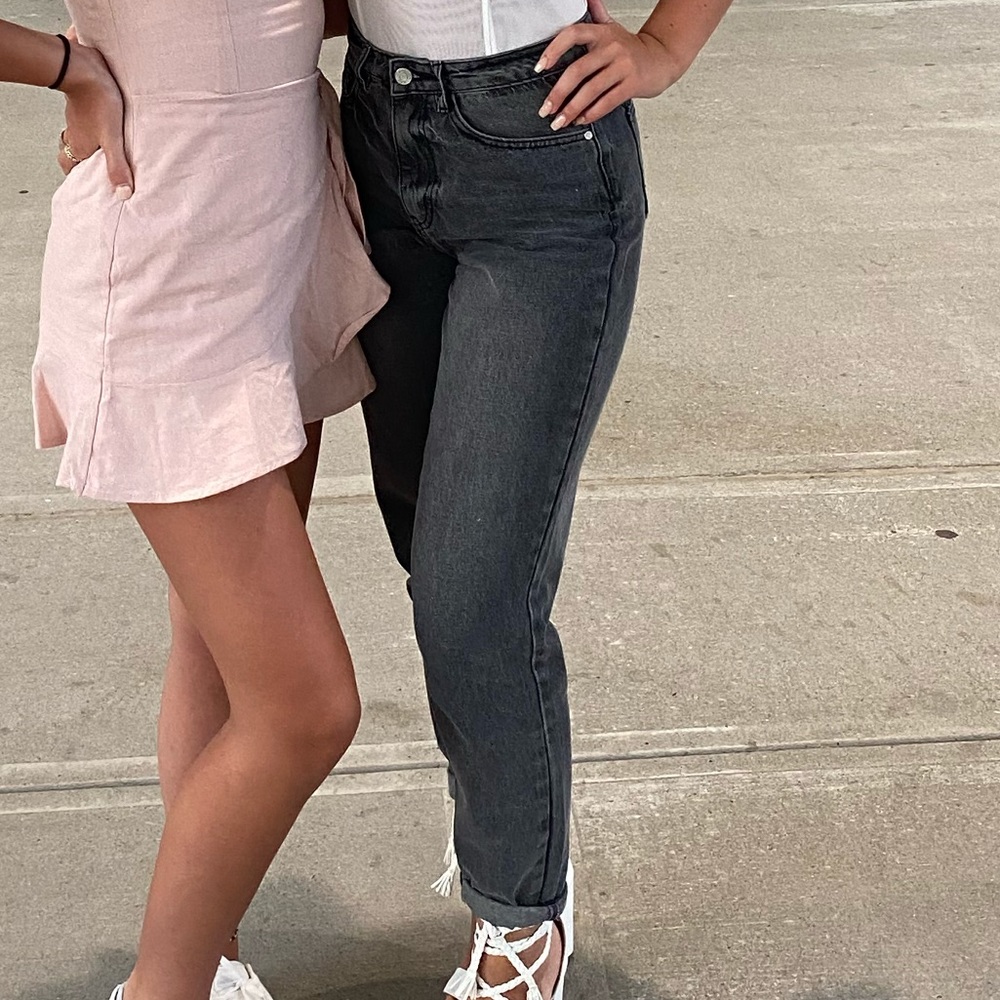 High wasted mom jeans